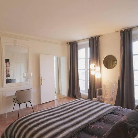 Charme Et Modernite Au Coeur Du Quartier St Louis Lejlighed Versailles Eksteriør billede