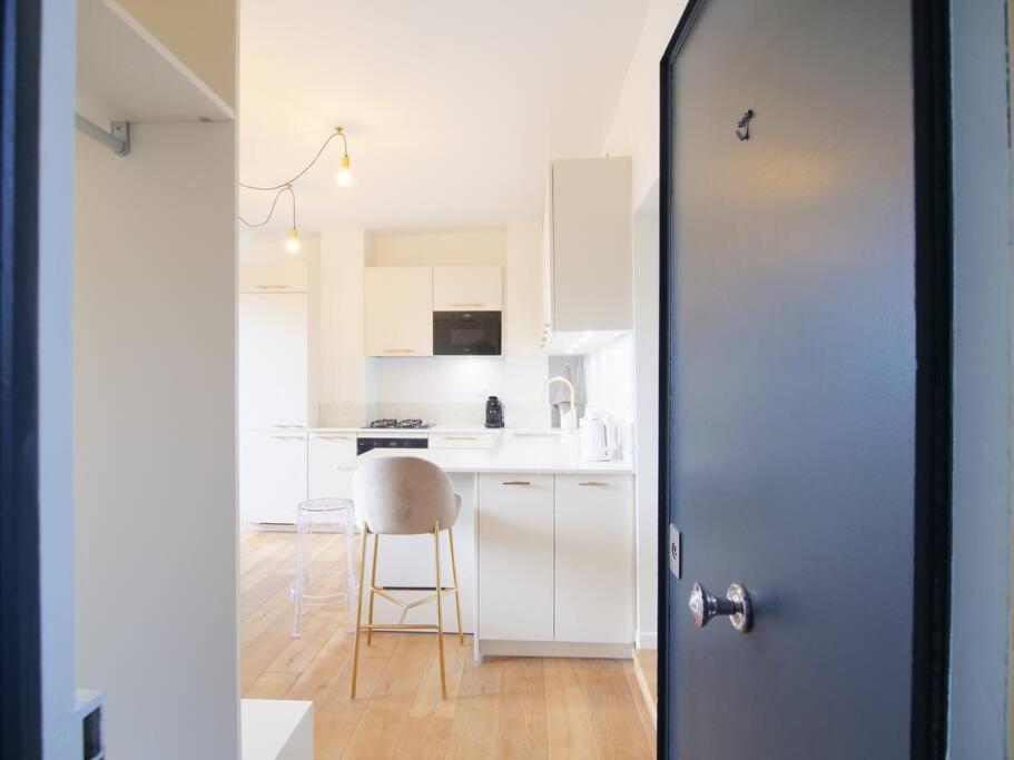 Charme Et Modernite Au Coeur Du Quartier St Louis Lejlighed Versailles Eksteriør billede