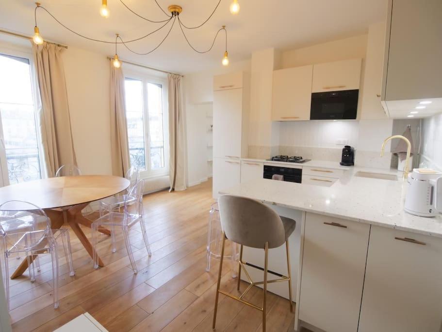 Charme Et Modernite Au Coeur Du Quartier St Louis Lejlighed Versailles Eksteriør billede